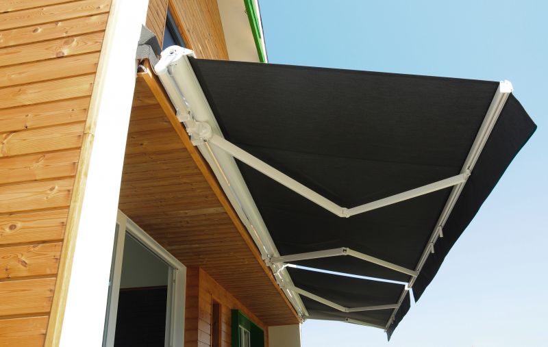 Benefits Of Restaurant Awnings